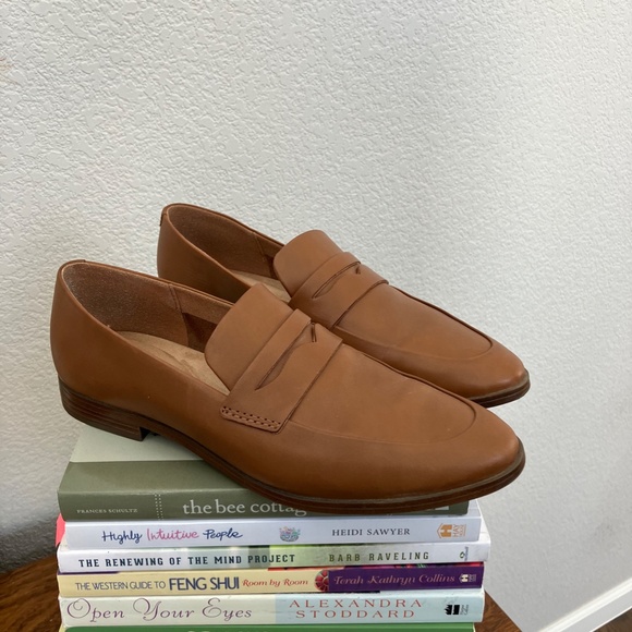 Rockport Women's Loafer in Size 8.5 - Picture 3 of 7